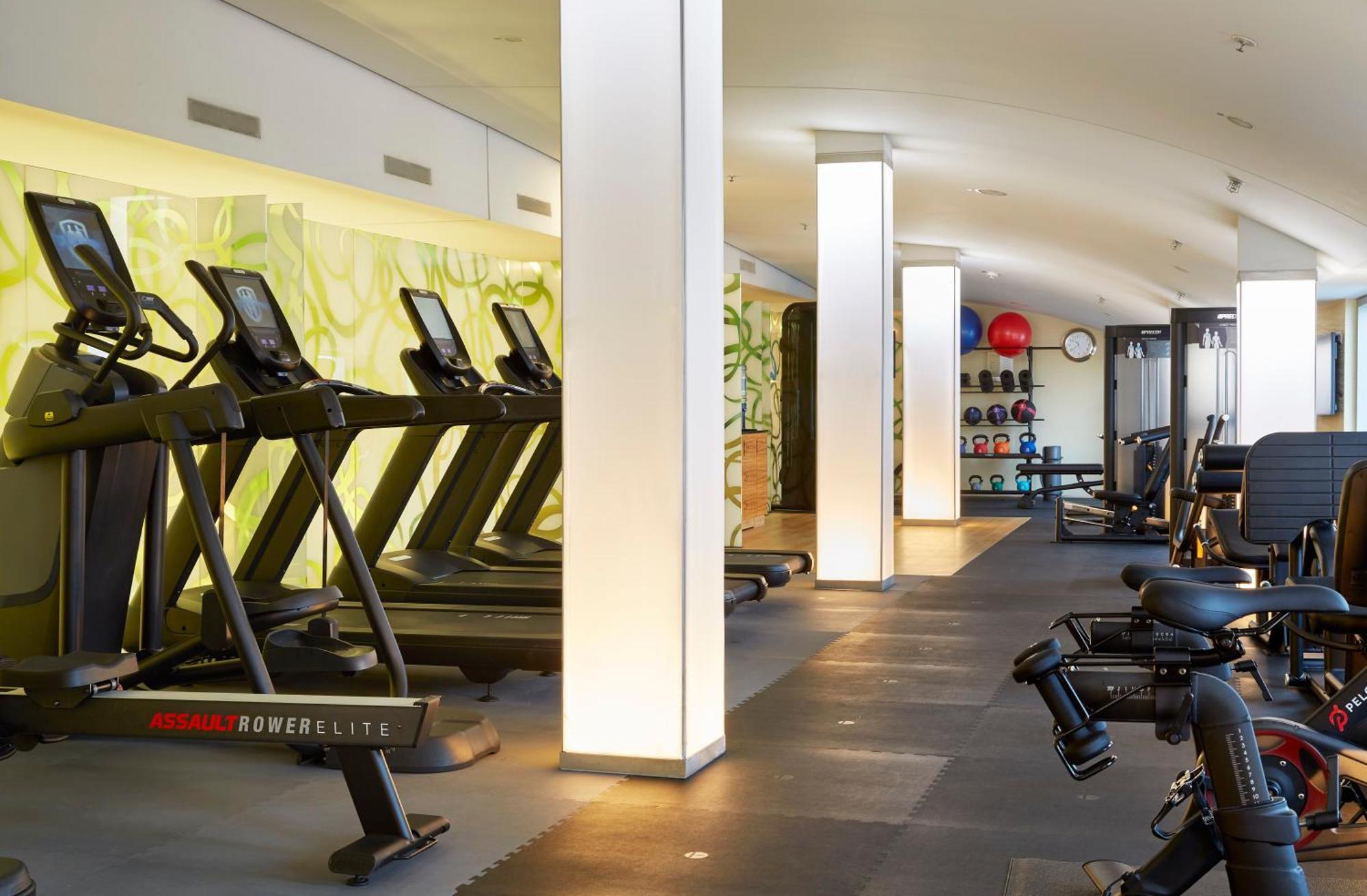 Hilton Garden Inn Frankfurt Airport Frankfurt am Main Eksteriør billede Fitness room